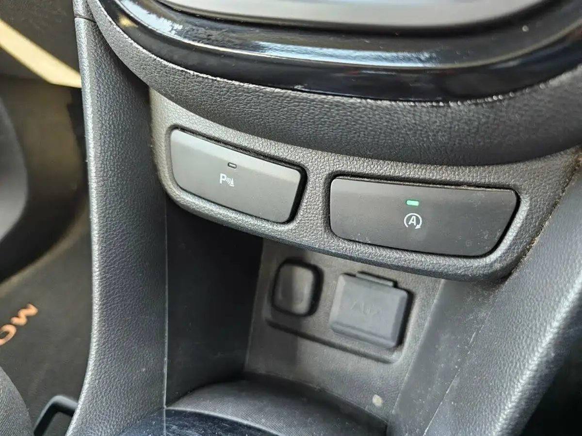 2015-vauxhall-mokka-16-tech-line-16v-vvt-big-18