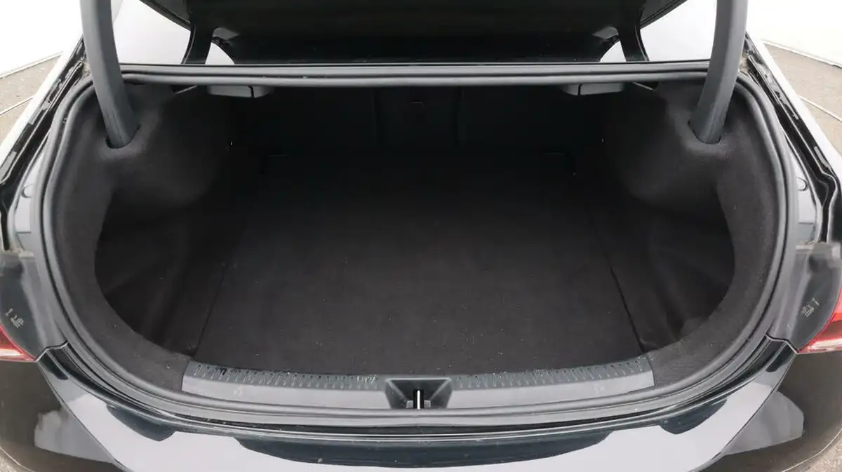 2022-mercedes-benz-a-class-13-a200-amg-line-executive-edition-saloon-4d-7g-dct-big-17