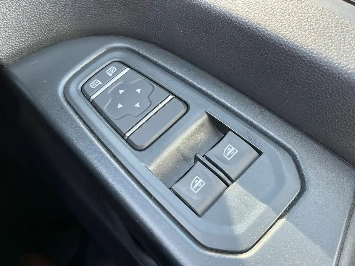 2024-renault-trafic-20dci-ll30-130-advance-panel-big-24