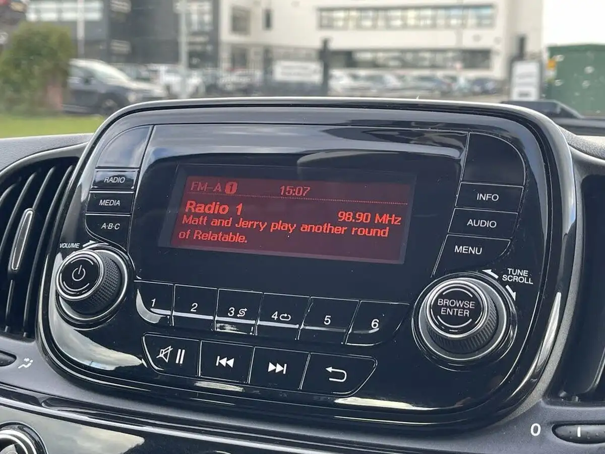 2018-fiat-500-12-pop-star-big-2