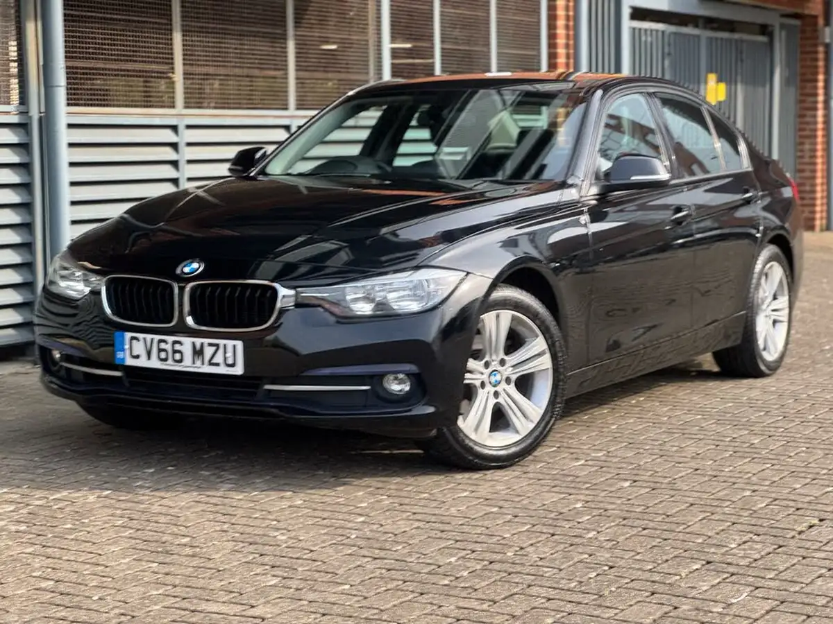 2016-bmw-3-series-15-318i-sport-saloon-4d-big-4