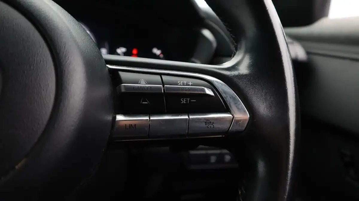 2021-mazda-mx-30-e-se-l-lux-big-27