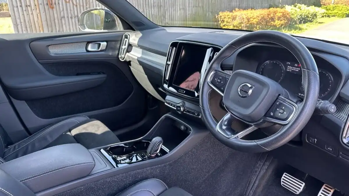 2021-volvo-xc40-20-b4-r-design-194bhp-auto-big-4