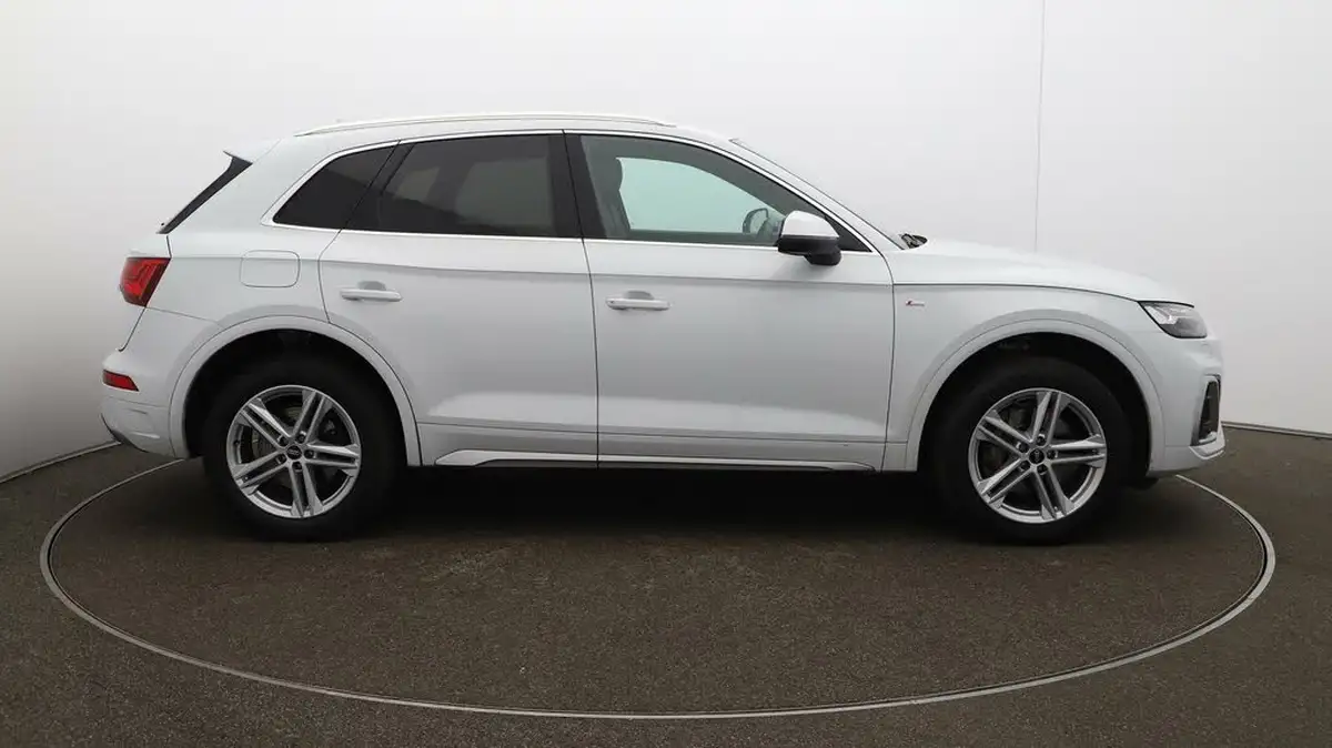 2022-audi-q5-20-45-tfsi-s-line-sportback-big-42
