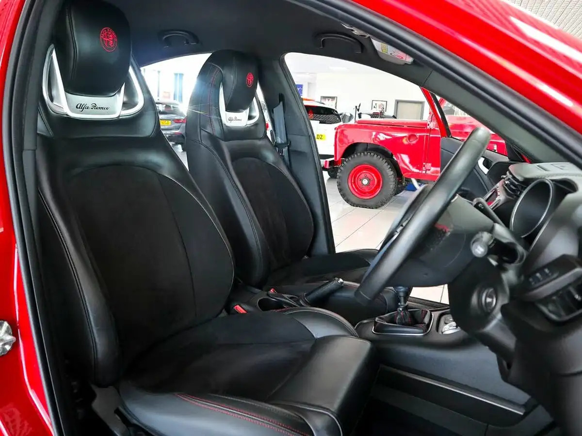 2020-alfa-romeo-giulietta-14-tb-sprint-big-21