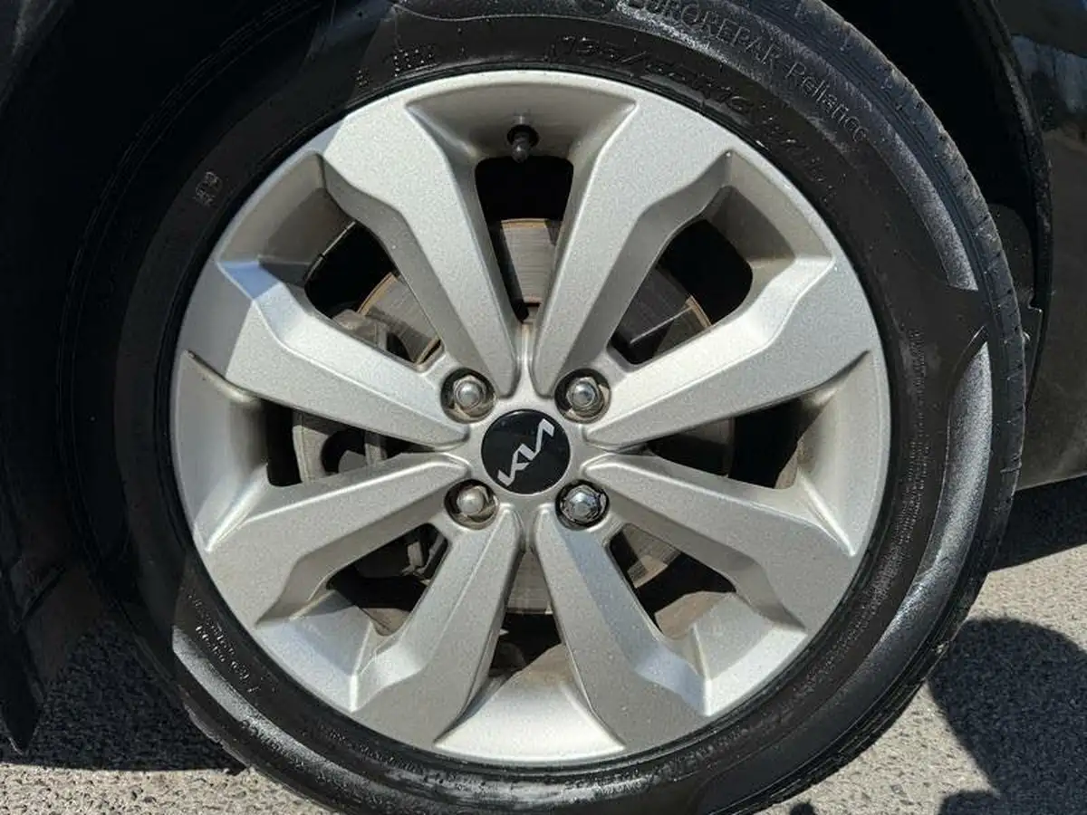2022-kia-rio-10-t-gdi-3-big-3