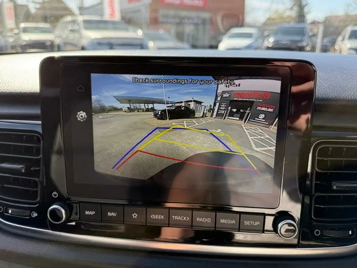 2022-kia-rio-10-t-gdi-3-big-27