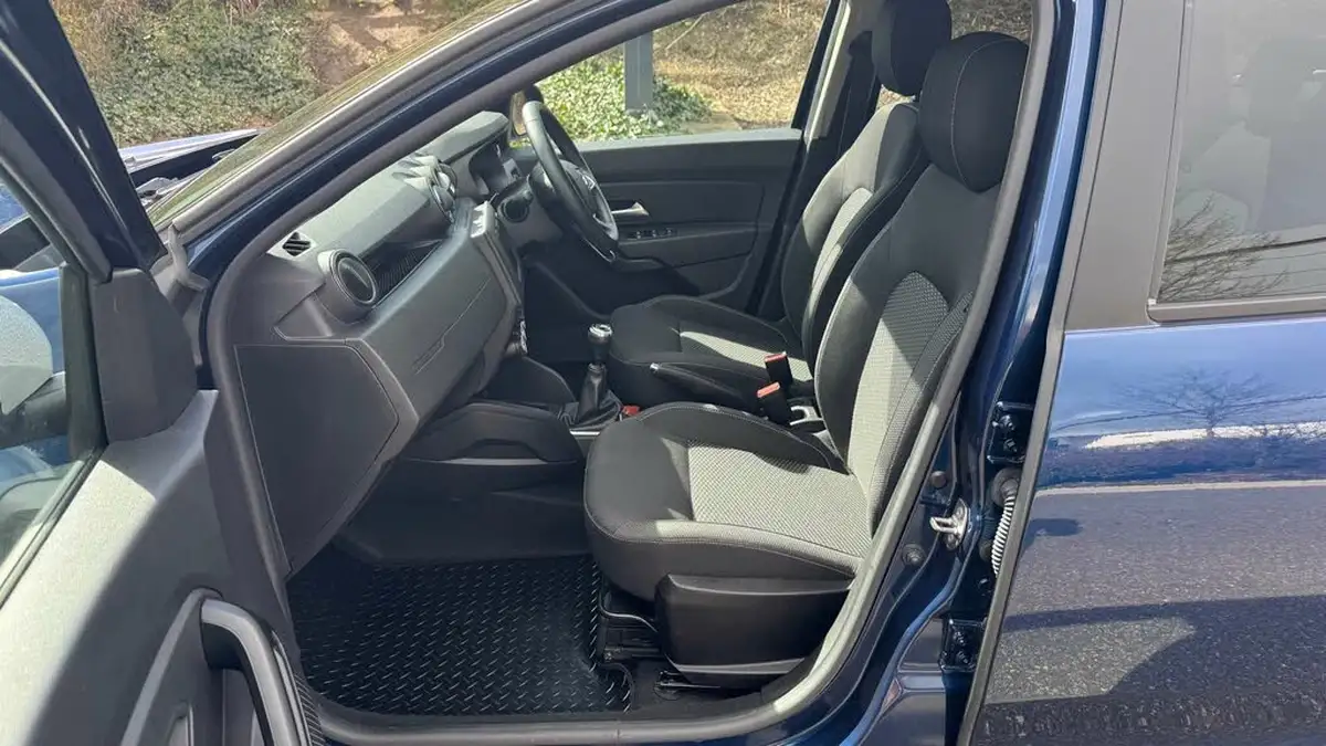 2019-dacia-duster-13-tce-comfort-1333cc-big-17