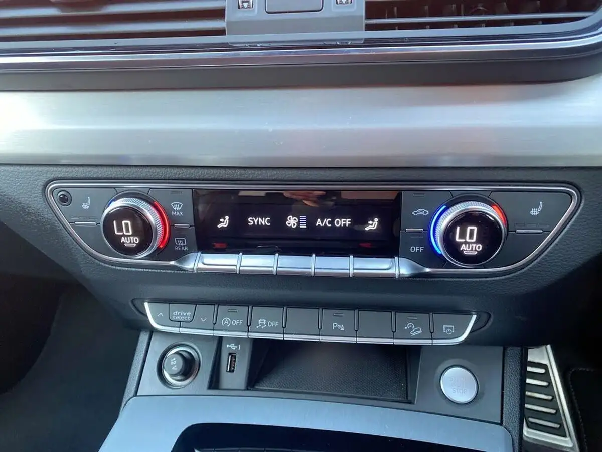 2020-audi-q5-20-45-tfsi-s-line-265ps-sportback-big-25