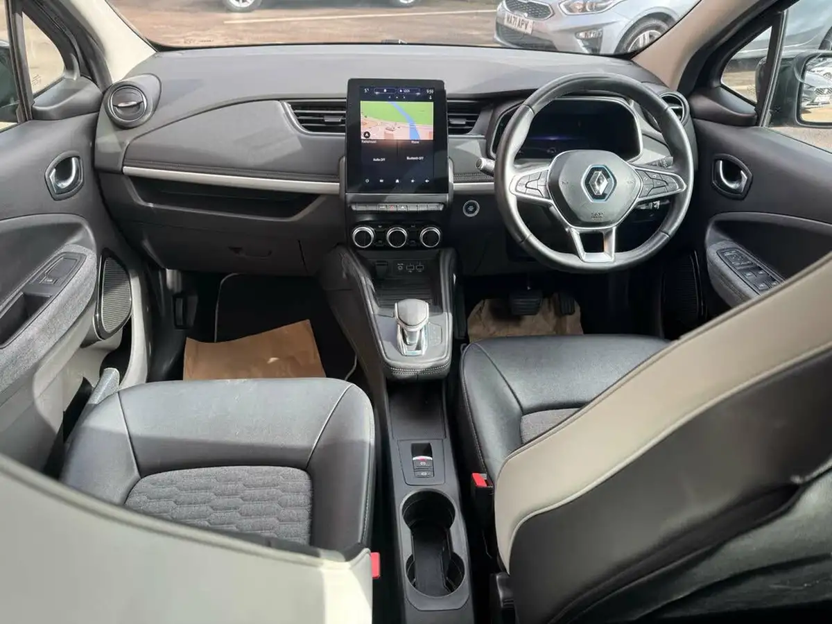 2020-renault-zoe-e-i-gt-line-rapid-charge-big-14