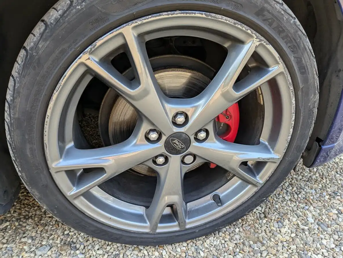 2018-ford-focus-10t-st-line-x-140ps-hatchback-big-39
