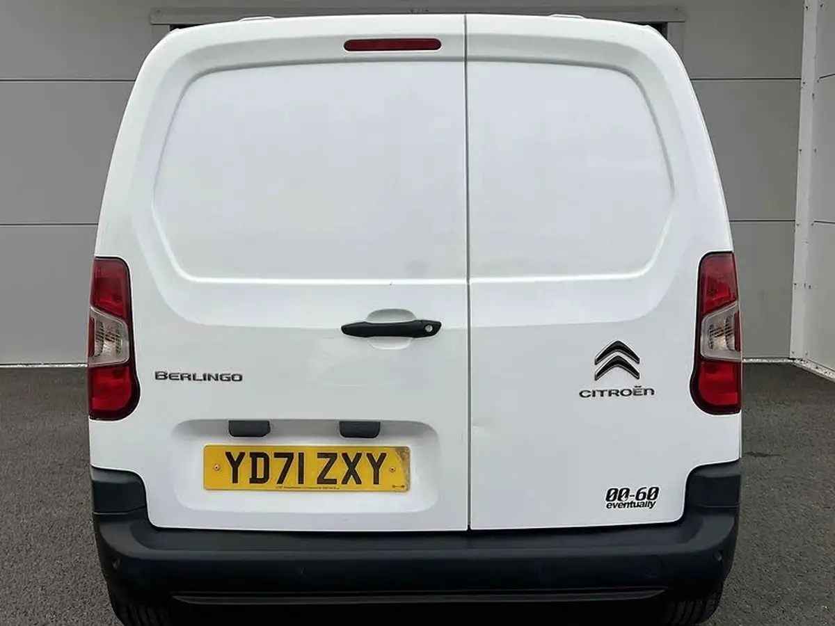 2021-citroen-berlingo-15bluehdi-650-enterprise-pro-big-2
