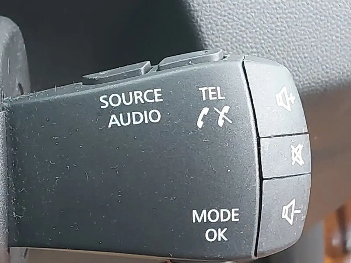 2019-dacia-duster-10-tce-comfort-ss-big-18