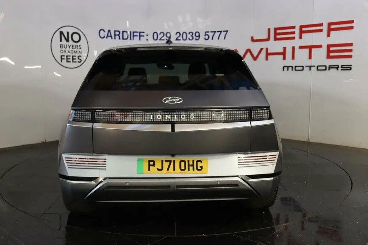 2021-hyundai-ioniq-5-e-ultimate-217ps-73kwh-rwd-big-3