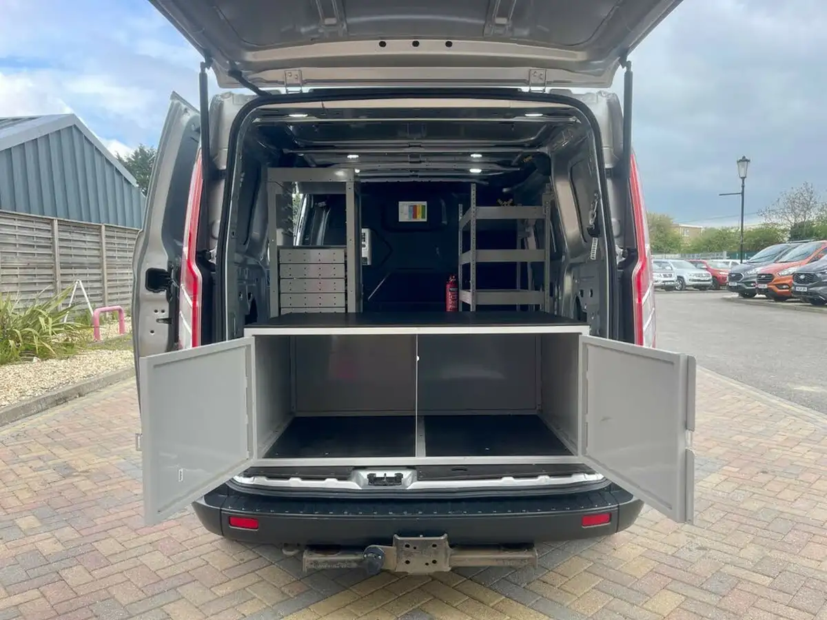 2020-ford-transit-custom-20tdci-340-l1h1-leader-130pseu6dt-big-2