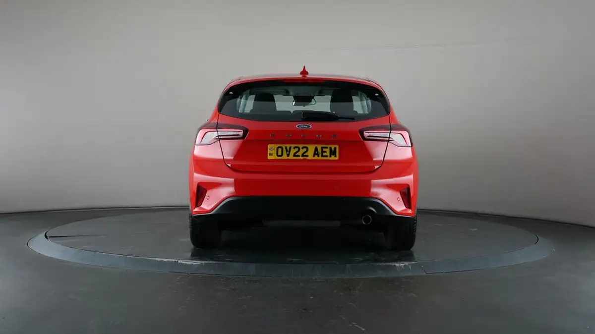 2022-ford-focus-10t-trend-hatchback-big-6