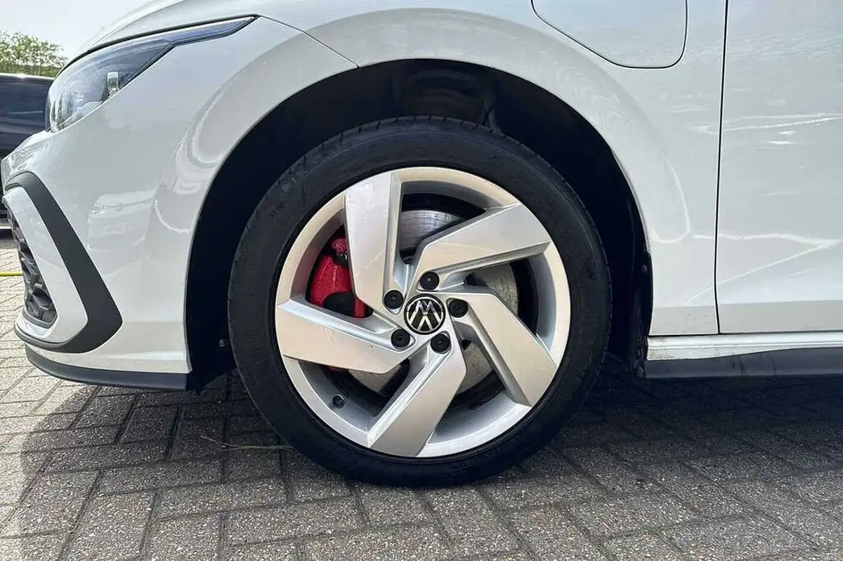 2021-volkswagen-golf-14-tsi-gte-big-4