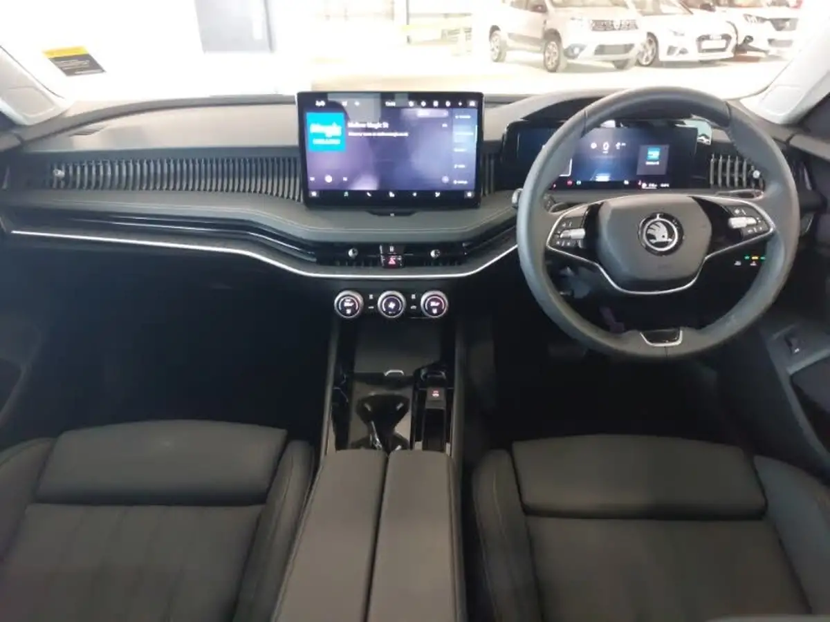2024-skoda-superb-20tdi-se-l-150ps-scr-estate-dsg-big-2