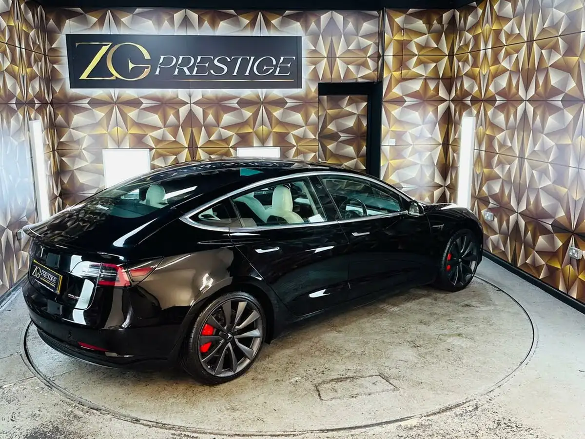 2019-tesla-model-3-e-4x4-performance-pack-big-44