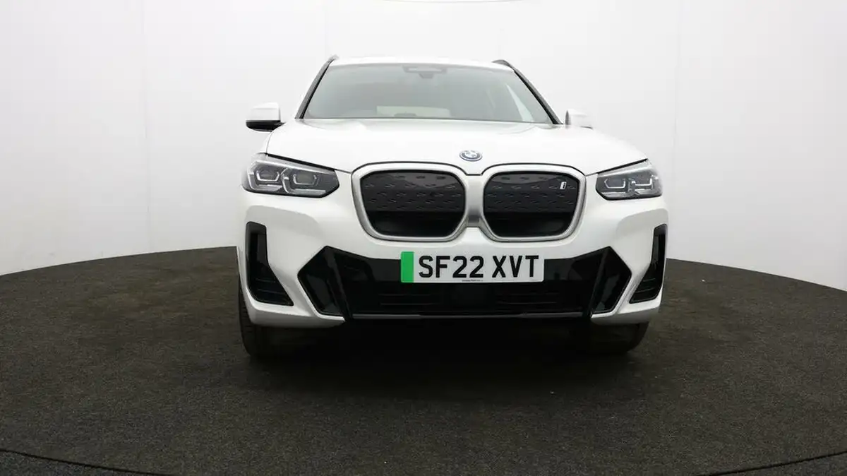 2022-bmw-ix3-e-m-sport-big-45
