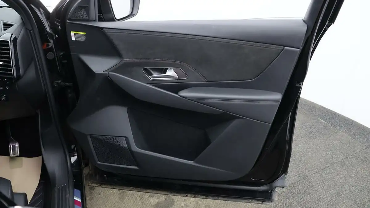 2020-ds-ds-7-crossback-16-puretech-performance-line-180ps-big-14