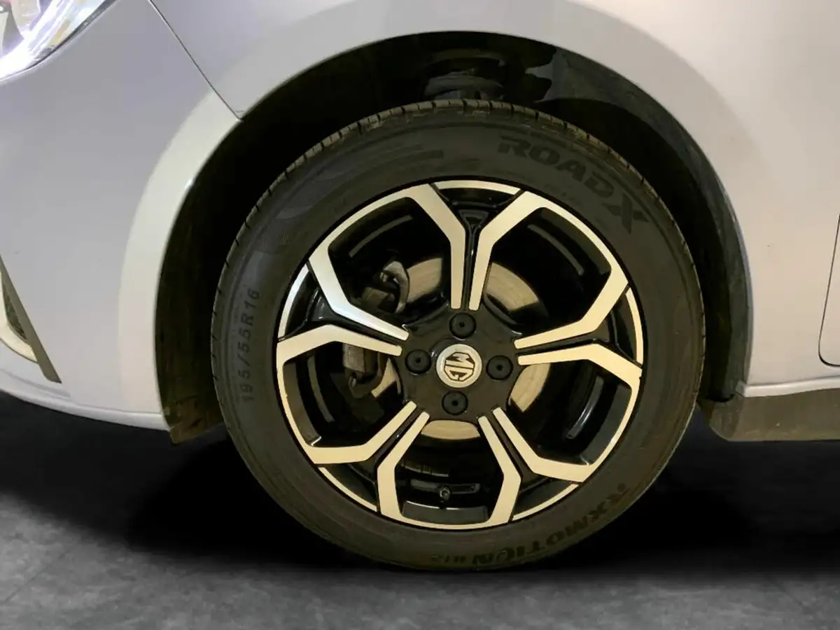2023-mg-mg3-15-vti-tech-exclusive-nav-big-21