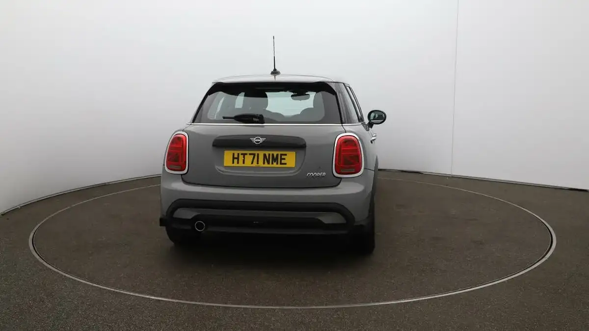 2022-mini-cooper-15-cooper-classic-hatchback-5d-big-6