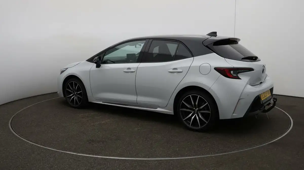 2023-toyota-corolla-18-vvt-i-gr-sport-138bhp-hatchback-big-29