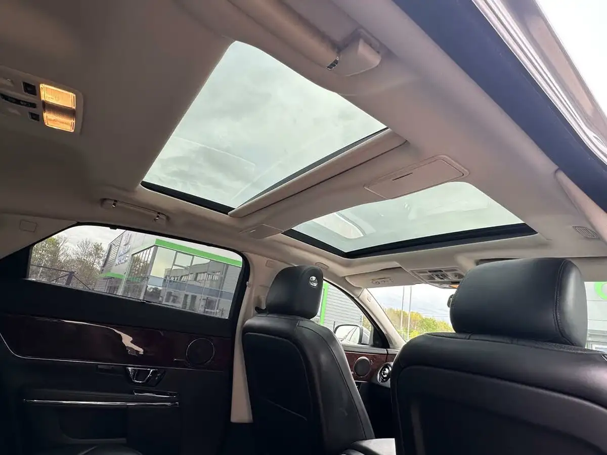 2014-jaguar-xj-series-30td-xj-premium-luxury-lwb-big-57