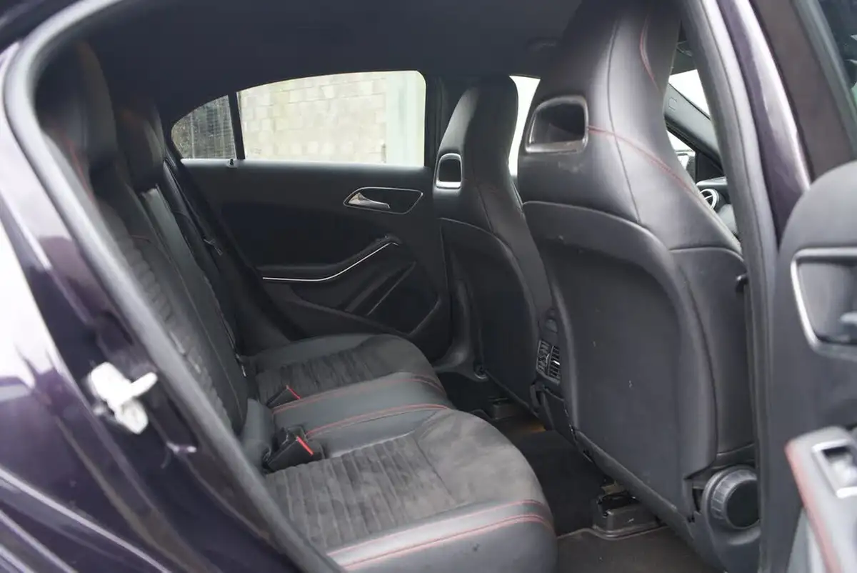 2015-mercedes-benz-a-class-15cdi-a180-amg-sport-big-27