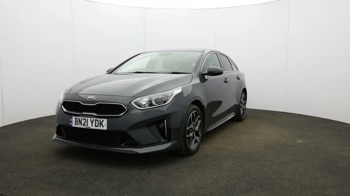 2021-kia-pro-ceed-15-t-gdi-gt-line-big-30