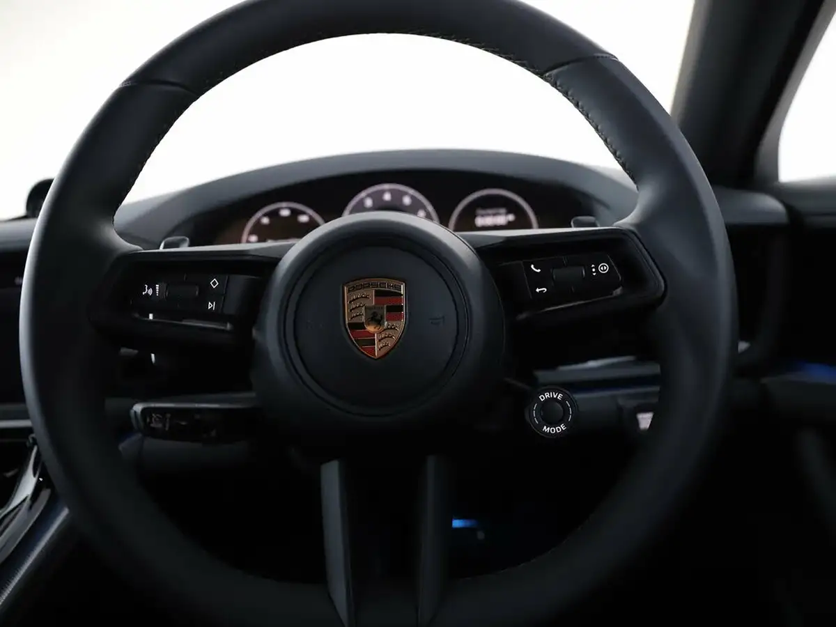 2024-porsche-panamera-30-4-353ps-hatchback-big-8