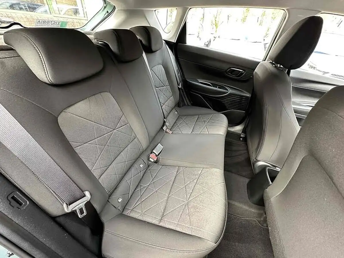 2022-hyundai-bayon-10-t-gdi-se-connect-dct-big-30