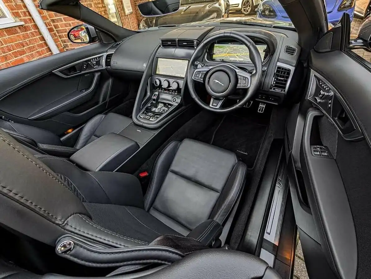 2022-jaguar-f-type-50-v8-p575-r-convertible-big-27