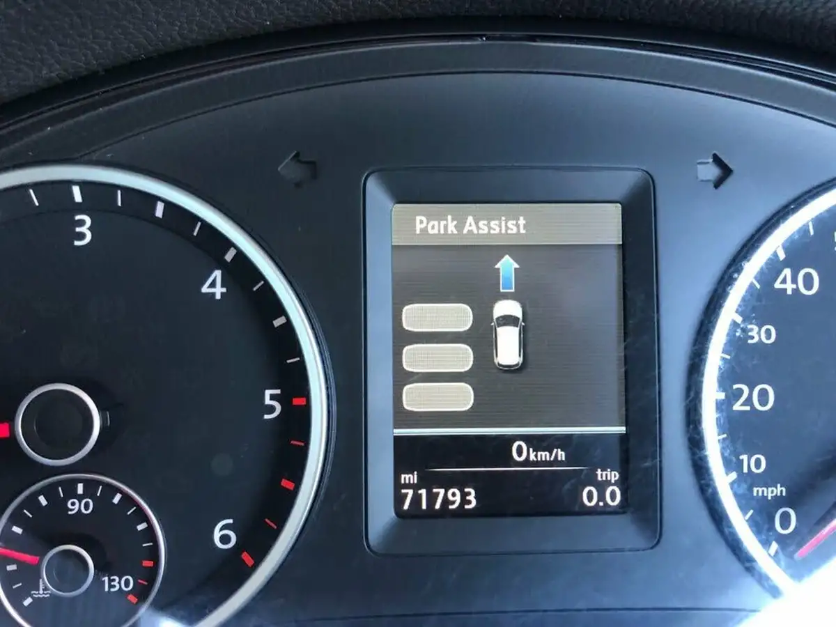 2014-volkswagen-tiguan-20tdi-match-140ps-4wd-bluemotion-tech-dsg-big-53