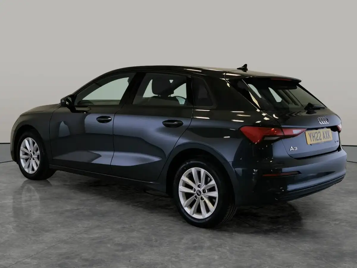 2022-audi-a3-10-30-tfsi-technik-s-tronic-big-6