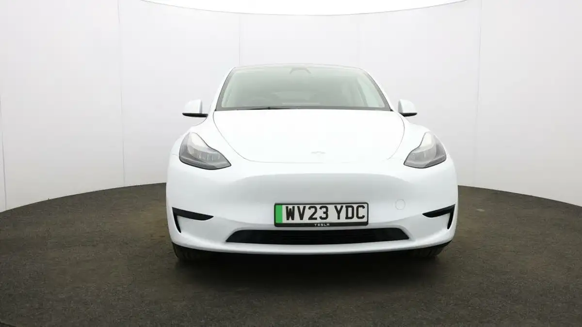 2023-tesla-model-y-e-rwd-big-1