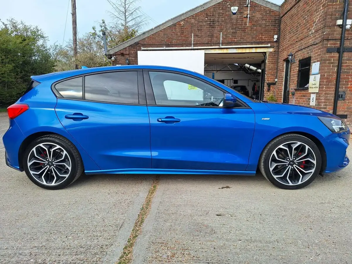 2021-ford-focus-10t-st-line-x-edition-155ps-hybrid-mhev-hatchback-big-3