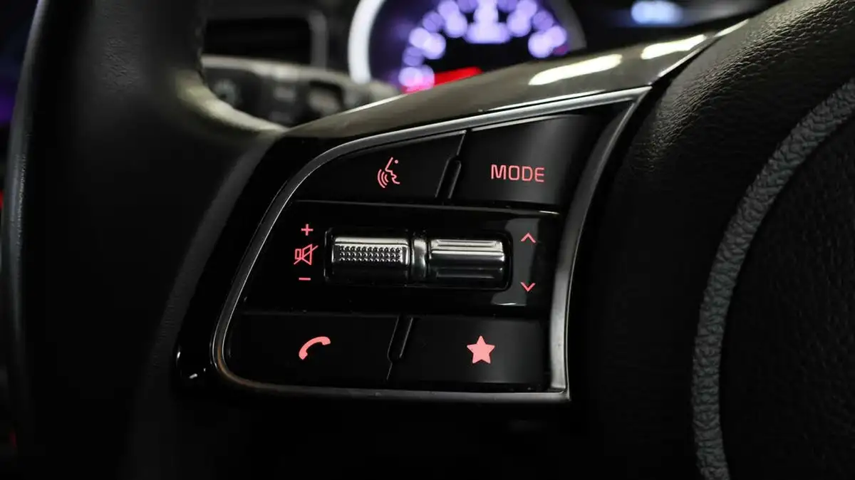 2022-kia-ceed-15-t-gdi-3-hatchback-big-21