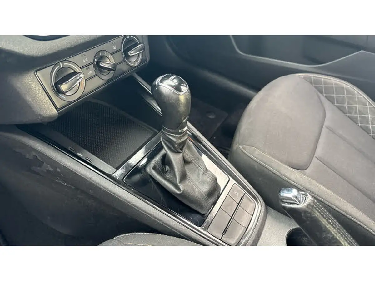 2020-skoda-kamiq-10-tsi-se-116ps-dsg-big-12