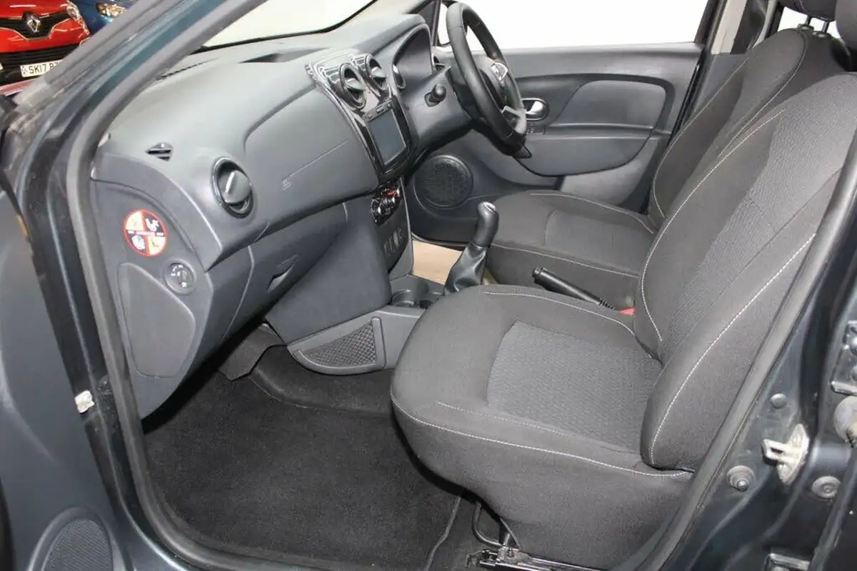 2019-dacia-sandero-09-tce-comfort-ss-big-16