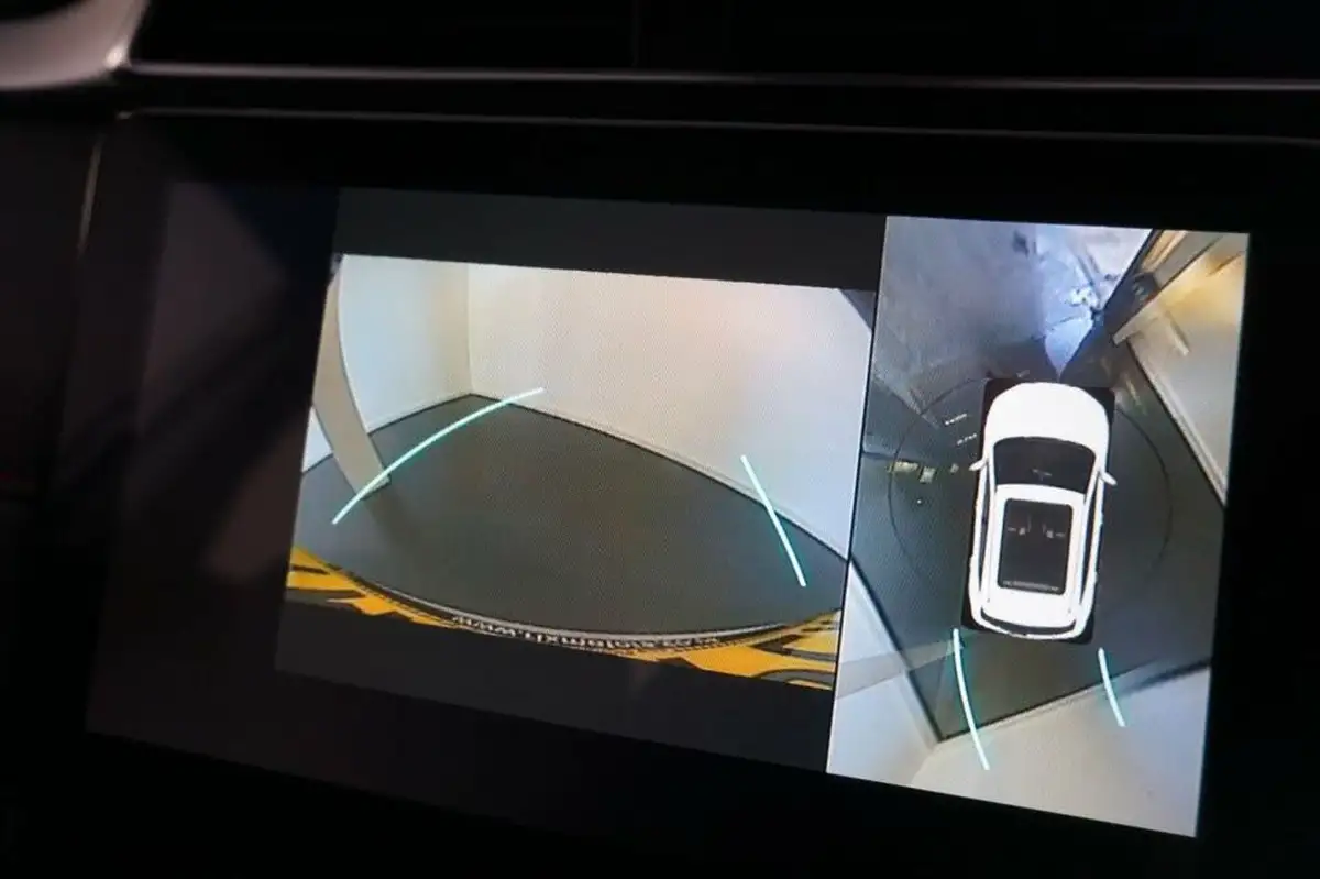 2021-mg-zs-suv-15-vti-tech-exclusive-big-31