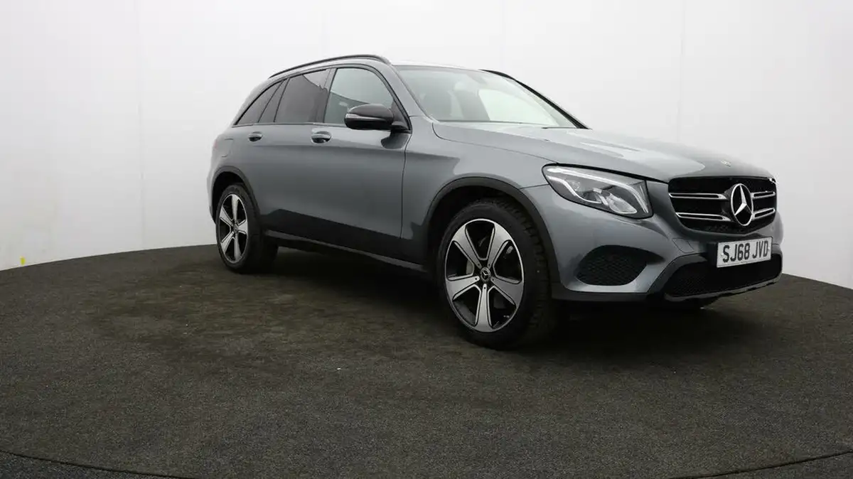 2018-mercedes-benz-glc-class-20-glc250-urban-edition-big-0