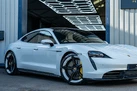 2020-porsche-taycan-e-turbo-s-small-6
