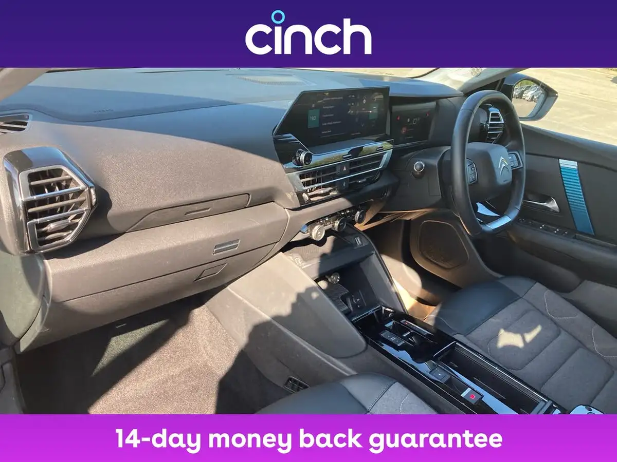 2022-citroen-c4-e-shine-big-9