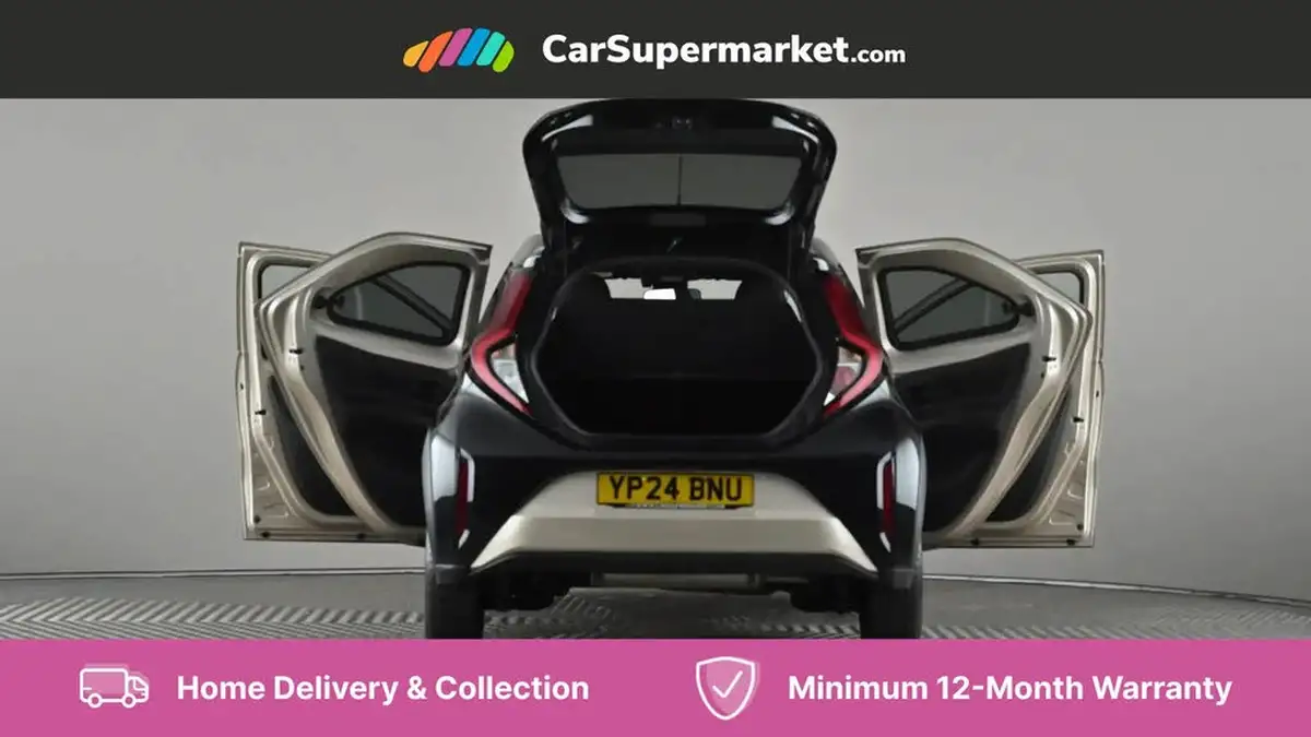 2024-toyota-aygo-x-10-vvt-i-edge-big-10