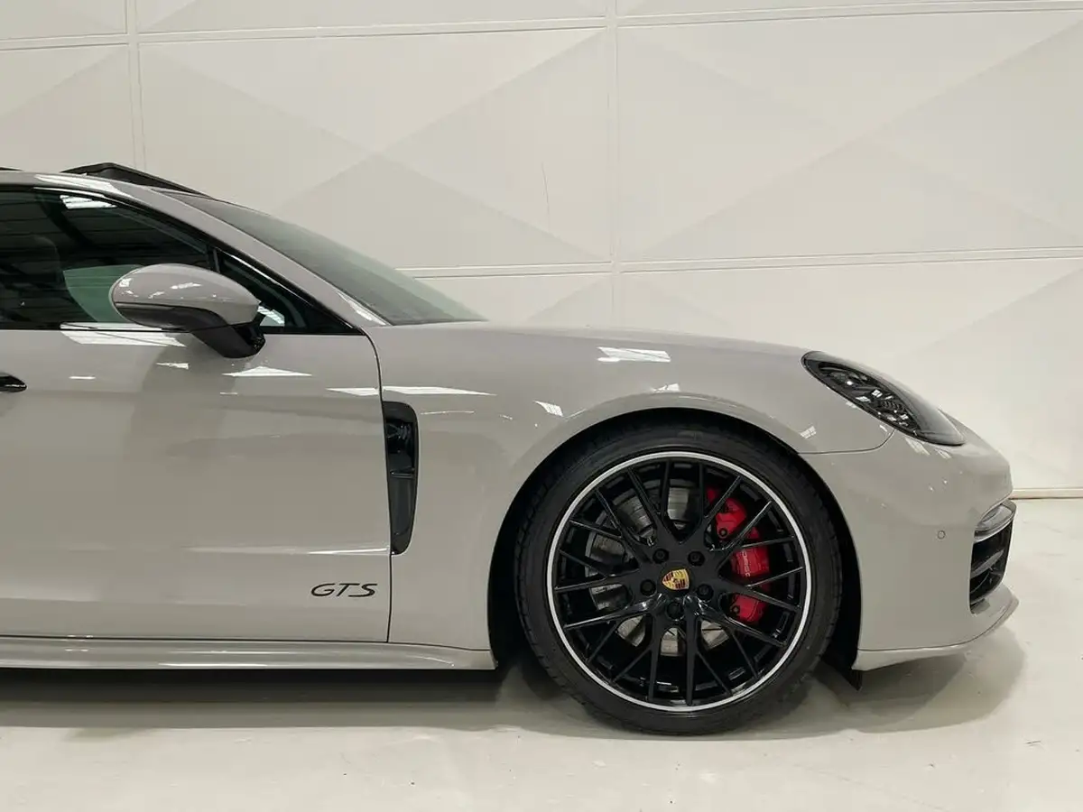 2019-porsche-panamera-40-v8-gts-hatchback-big-47