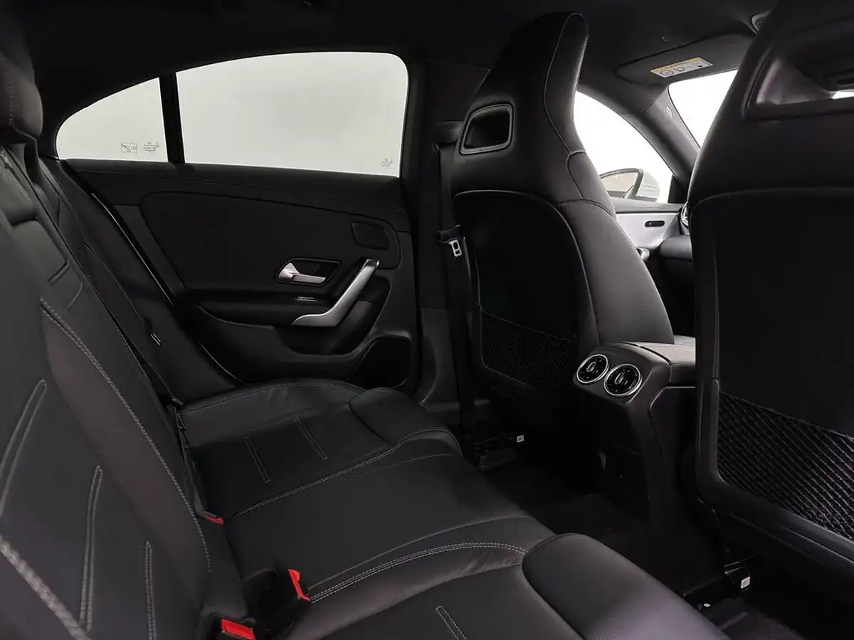 2021-mercedes-benz-cla-13-cla-180-amg-line-premium-coupe-4d-big-39