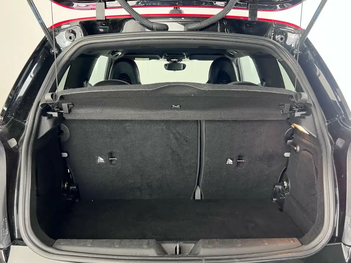 2017-mini-cooper-20-john-cooper-works-ss-hatchback-3d-big-9
