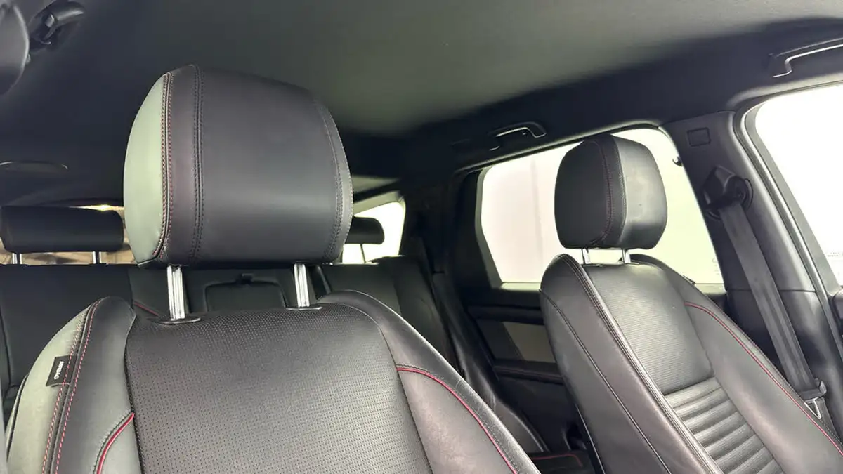 2019-land-rover-discovery-sport-20-d180-r-dynamic-hse-big-23